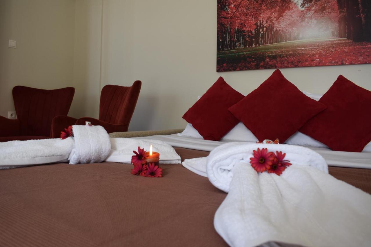 Studio Holiday Kalamata 2 Екстериор снимка